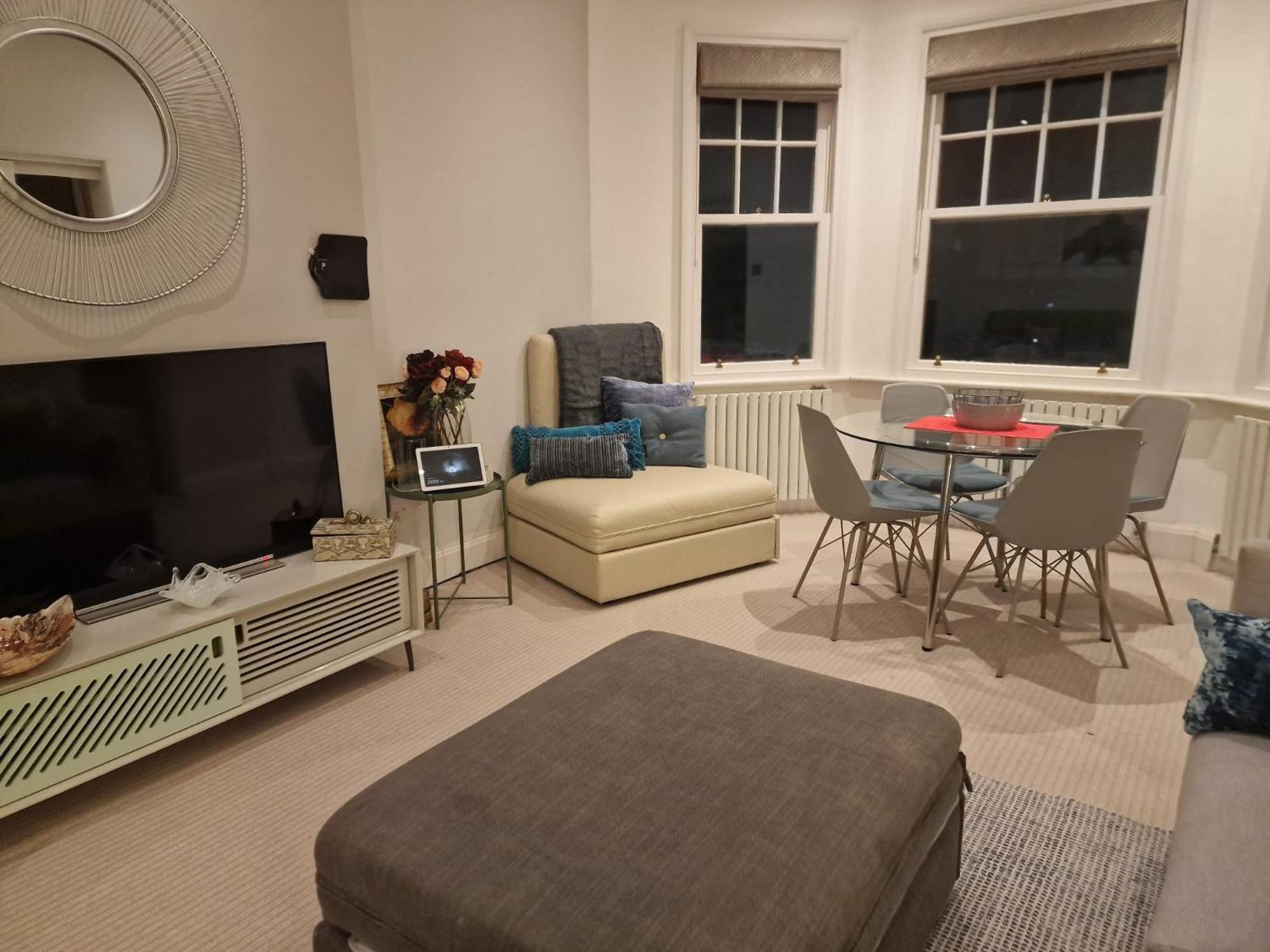 Quintessentially 'London' Flat Exterior photo